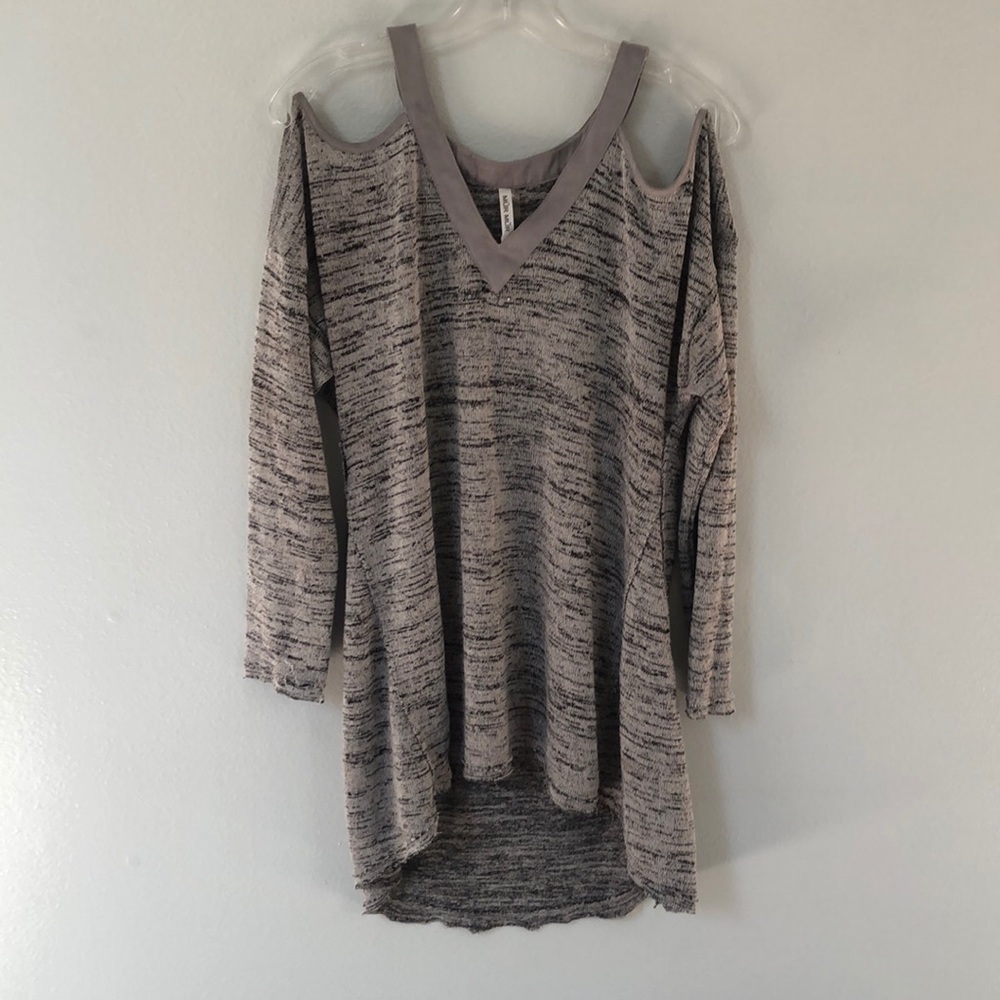 Mur Mur sweater.  Size M
